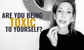 6 Signs You Have Toxic Relationship with Yourself